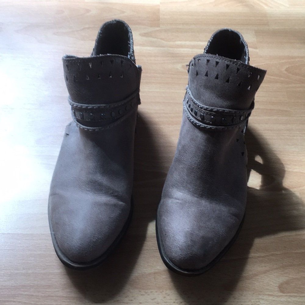 Size 10 ankle boots worn once